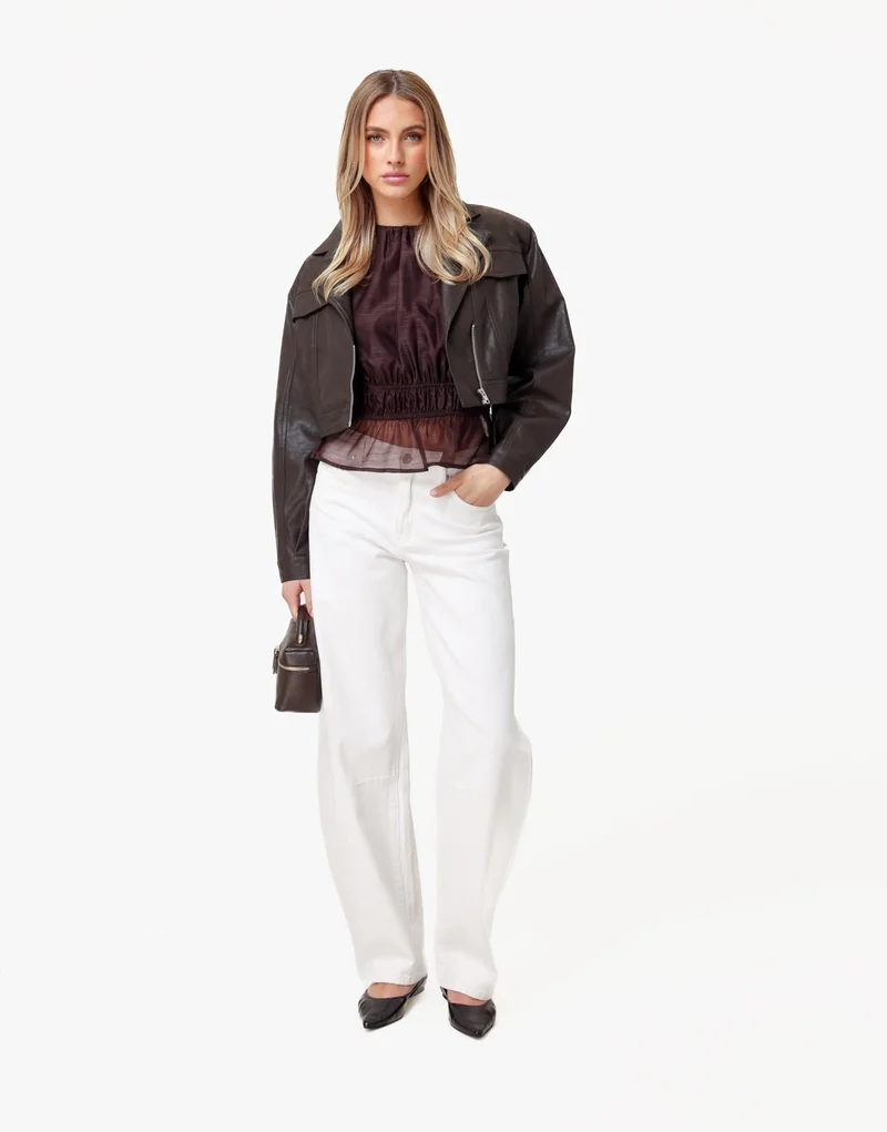 Donkerbruine PU Cropped Biker Jas + Witte Ballon Spijkerbroek - Set