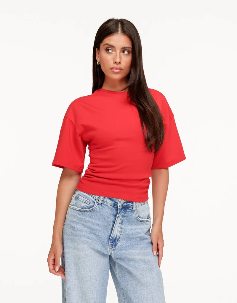 Rode Getailleerde - T-shirt