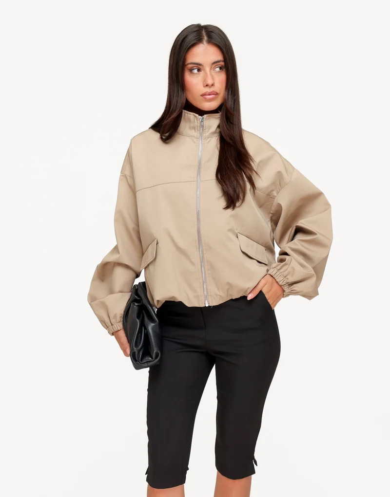 Donker Taupe Puffy Elastische Onderkant - Jas