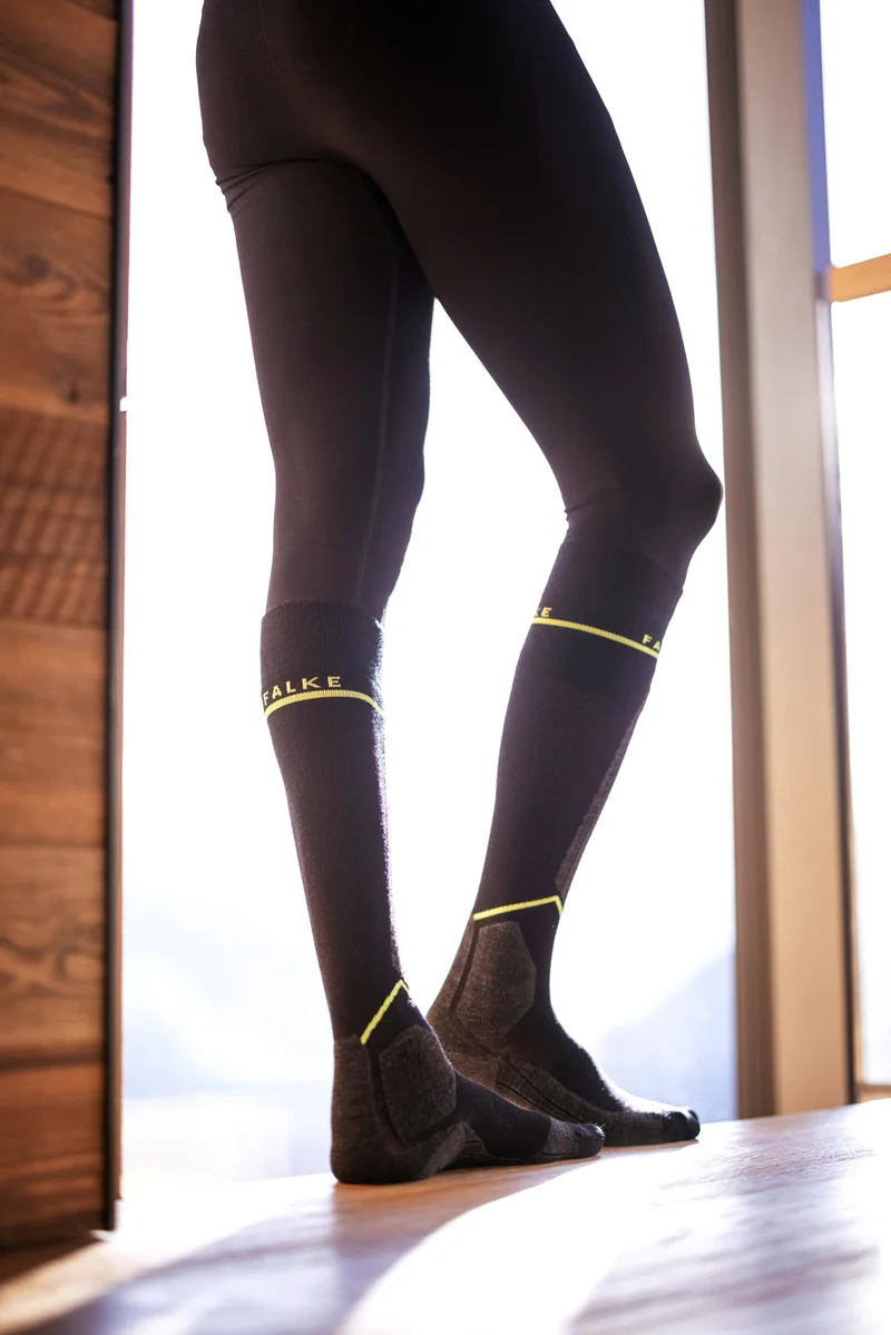 FALKE SK Compression Wool Men Skiing Knee-high Socks