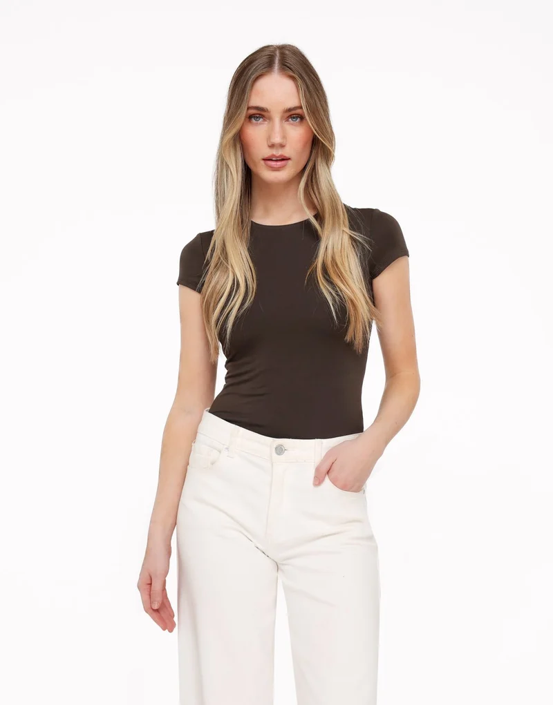 Donkerbruine Basic SS - Top