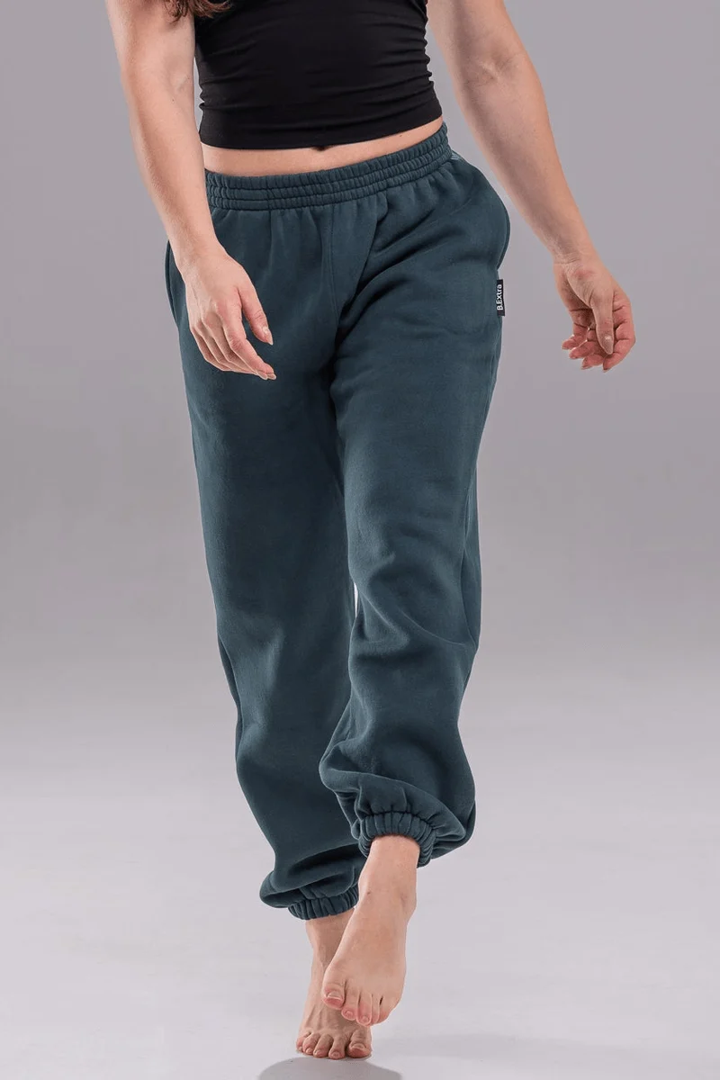 Lounge Edit Jogger - Grove Green
