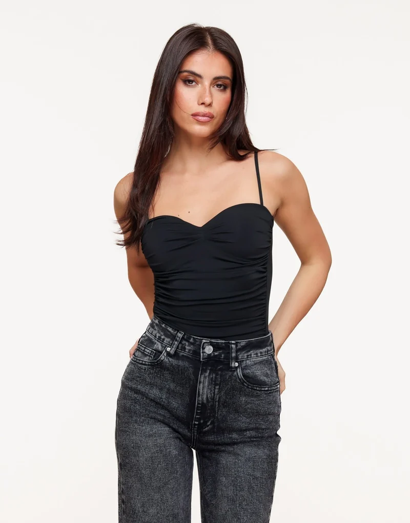 Zwarte Basic Aangesloten - Body