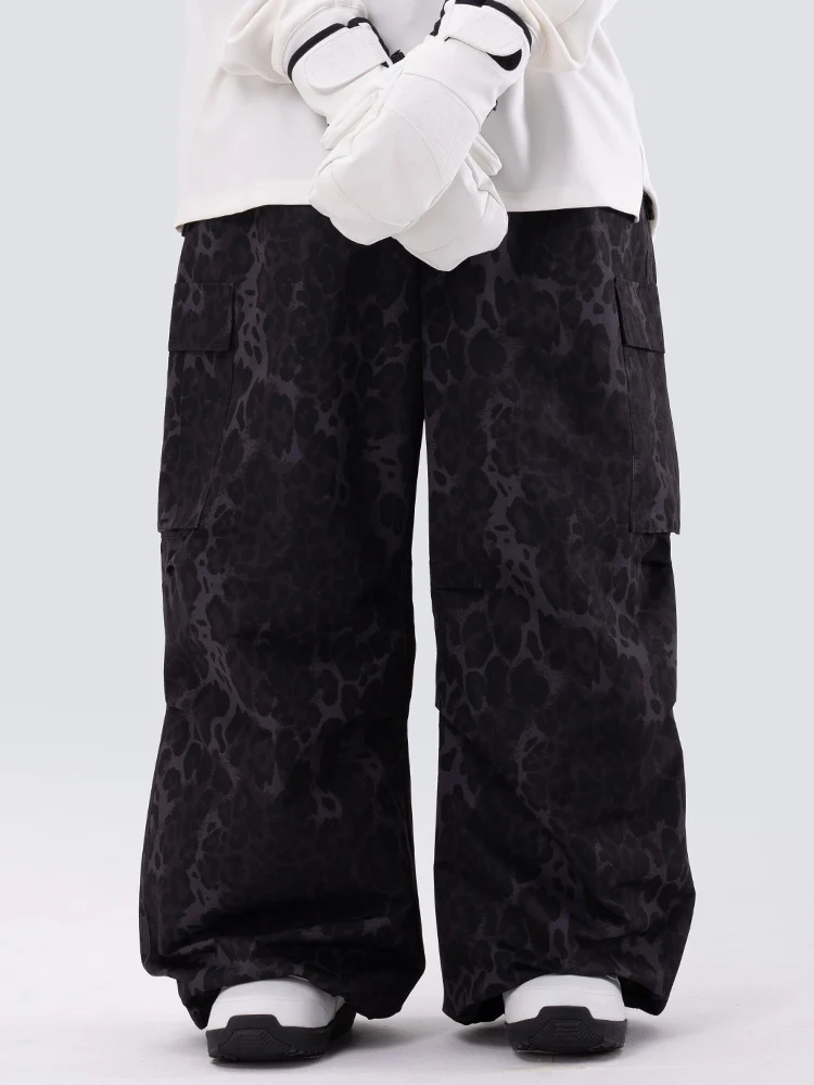 Women's Mountain Chill Freestyle Prime Baggy Leopard Snowboard Pants