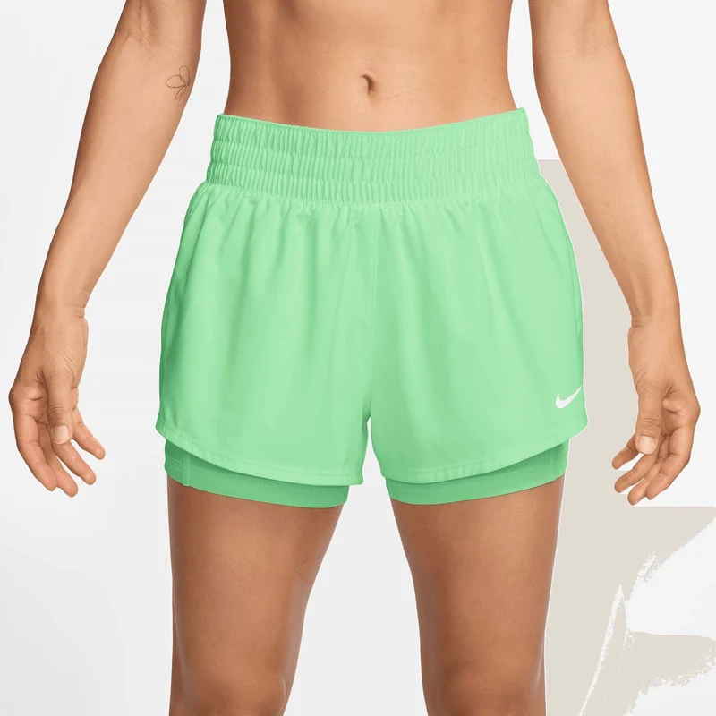 One Dri-FIT 2-in-1 damesshorts (8 cm)
