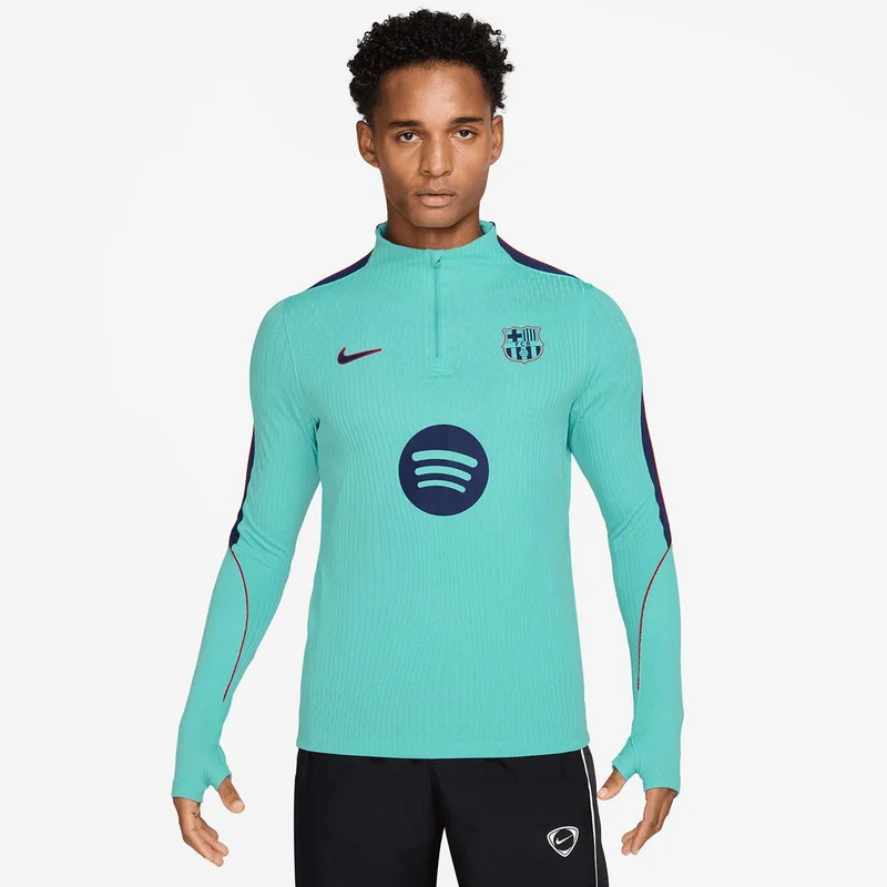 FC Barcelona strke drill top