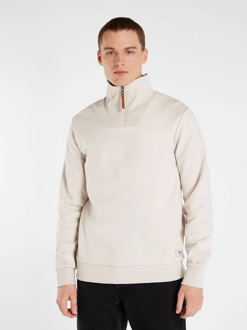 Nxgquake 1/4 Zip Top